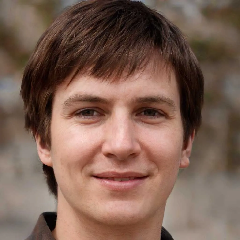 Lukas B.